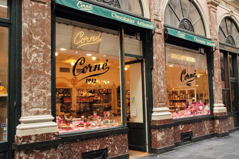 ecommerce-OLLIOULES-min_chocolate_chocolaterie_shop_luxury_chic_gallery_brussels_belgium-558146